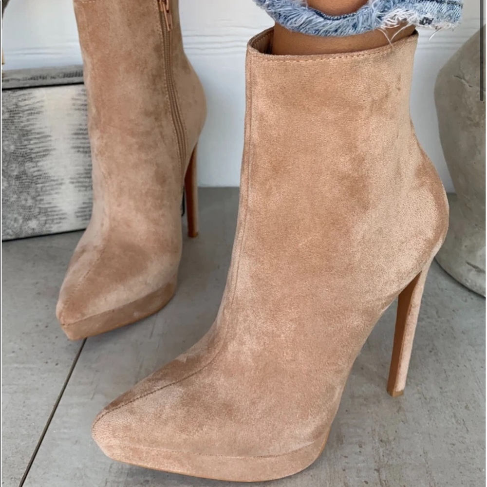 Miss Lola heels